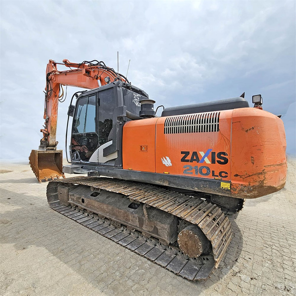 Hitachi ZX210 LC-5B - Гусеничный экскаватор: фото 1 Hitachi ZX210 LC-5B - Гусеничный экскаватор: фото 1