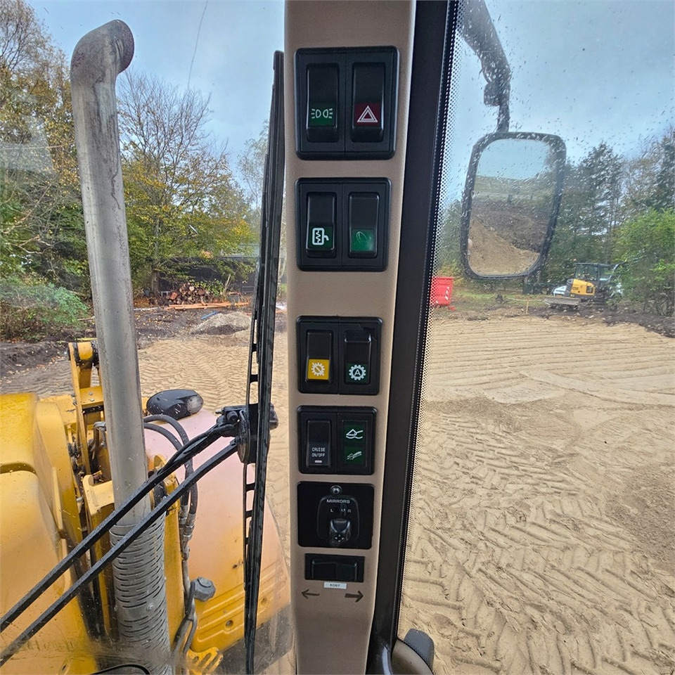 Экскаватор-погрузчик Hydrema 926 D: фото 25 Экскаватор-погрузчик Hydrema 926 D: фото 25