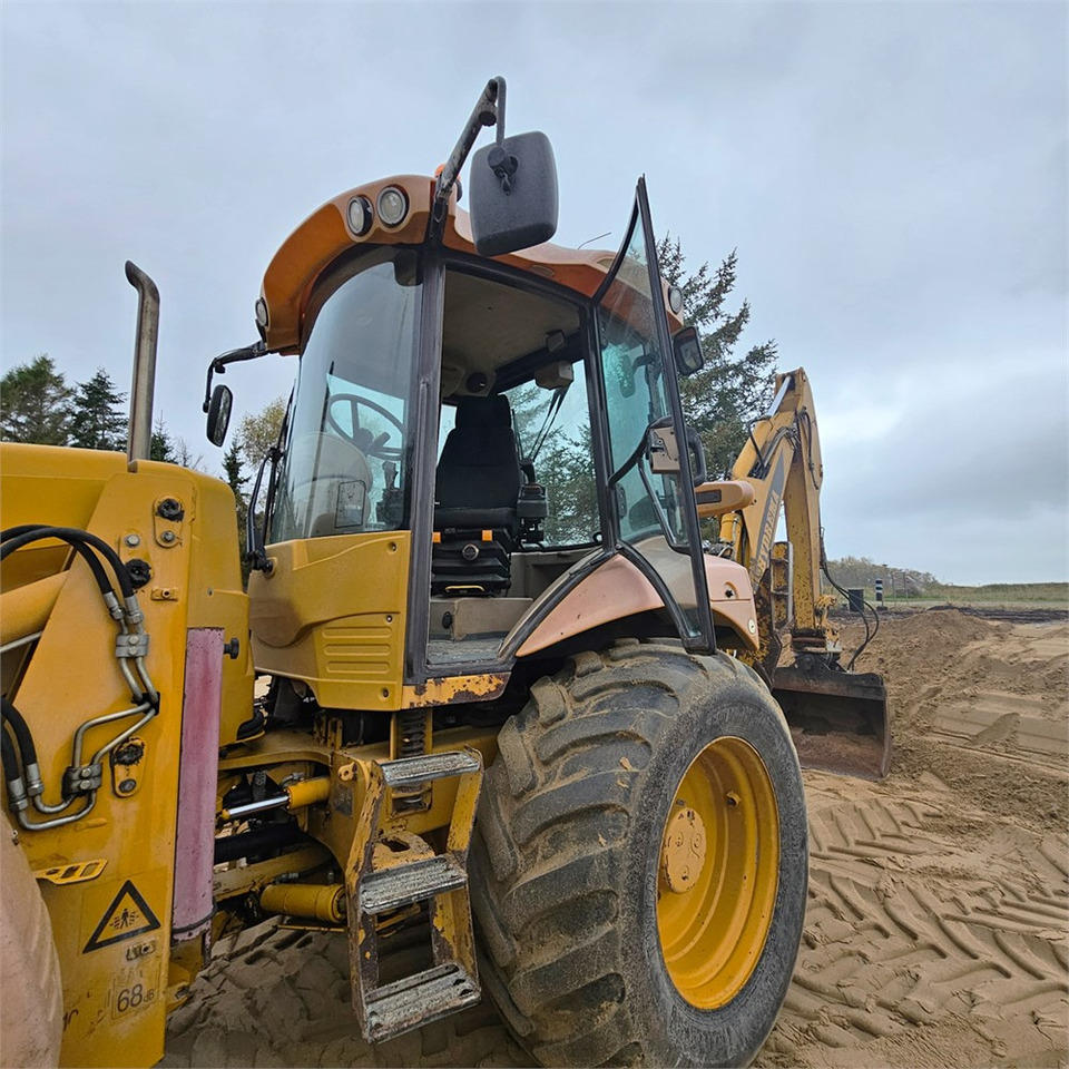 Экскаватор-погрузчик Hydrema 926 D: фото 10 Экскаватор-погрузчик Hydrema 926 D: фото 10