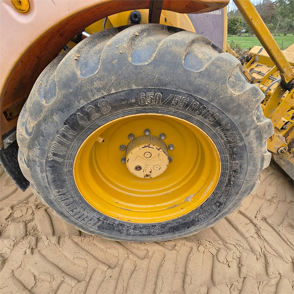 Экскаватор-погрузчик Hydrema 926 D: фото 49 Экскаватор-погрузчик Hydrema 926 D: фото 49