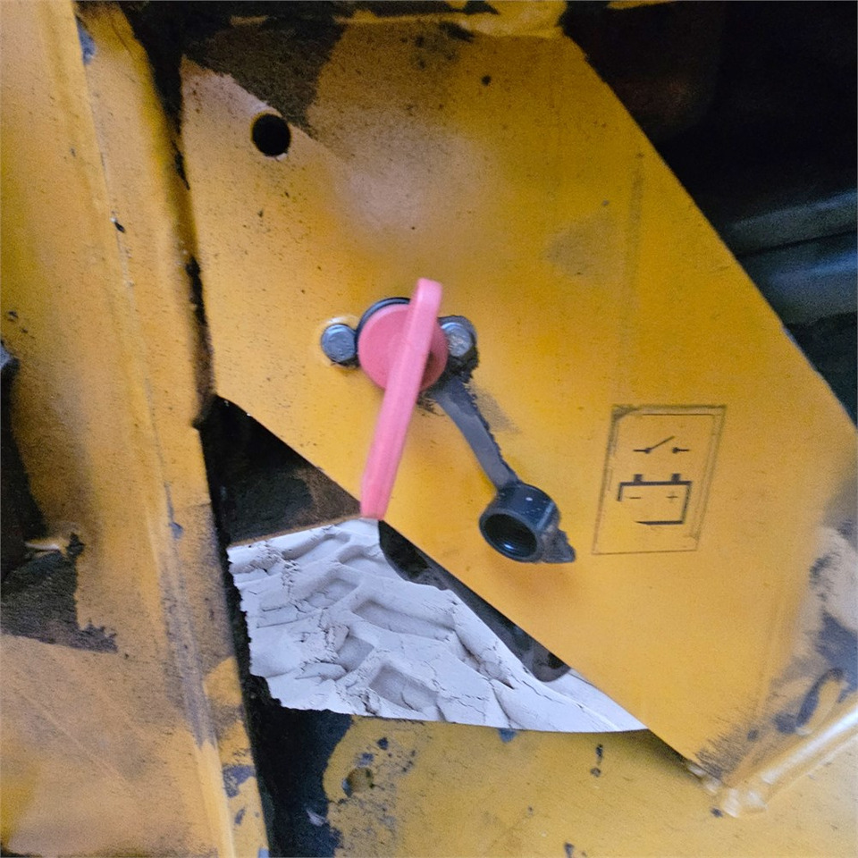 Экскаватор-погрузчик Hydrema 926 D: фото 48 Экскаватор-погрузчик Hydrema 926 D: фото 48