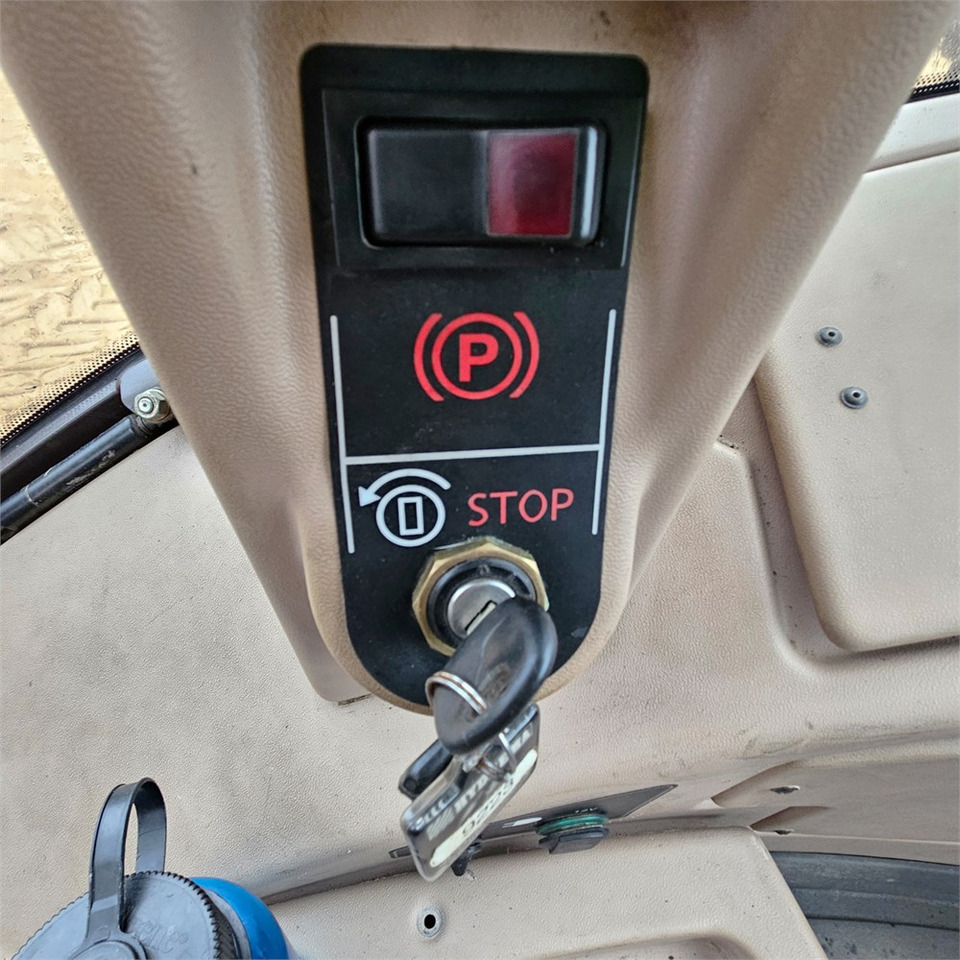 Экскаватор-погрузчик Hydrema 926 D: фото 27 Экскаватор-погрузчик Hydrema 926 D: фото 27