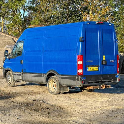 Iveco 35C15AV (12,0M3) EU4 - Цельнометаллический фургон: фото 4 Iveco 35C15AV (12,0M3) EU4 - Цельнометаллический фургон: фото 4