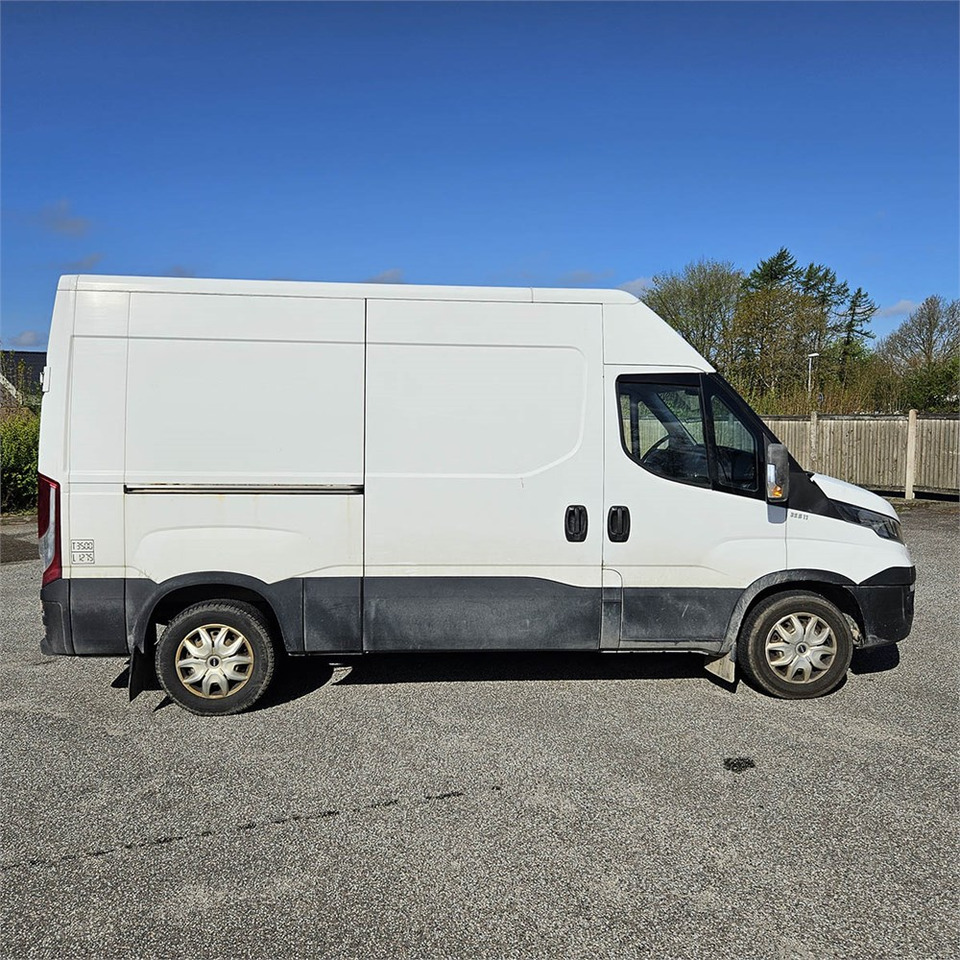 Iveco Daily 35s17 3,0D в лизинг Iveco Daily 35s17 3,0D: фото 13