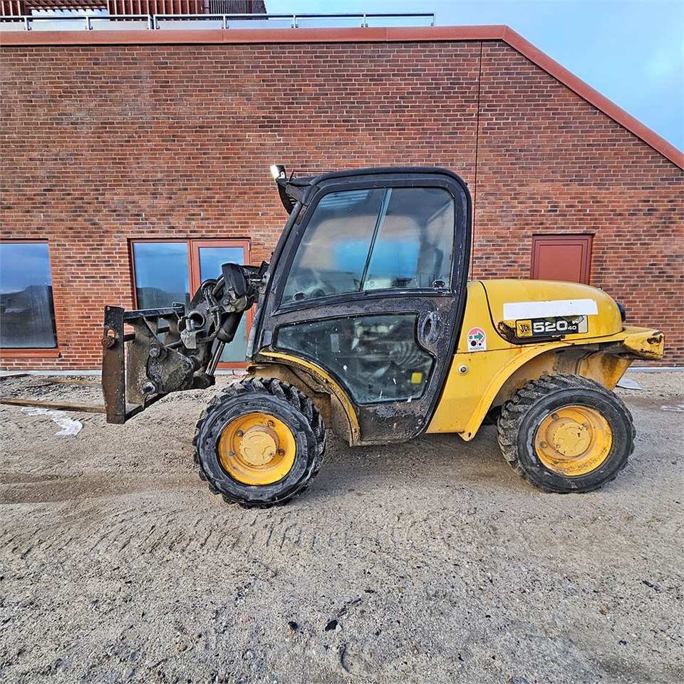 JCB 520-40 - Телескопический погрузчик: фото 2 JCB 520-40 - Телескопический погрузчик: фото 2