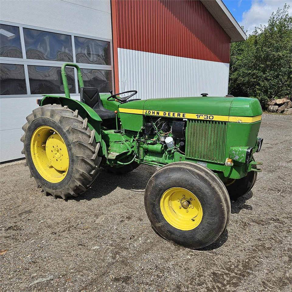 John Deere 1630 OU - Трактор: фото 1 John Deere 1630 OU - Трактор: фото 1