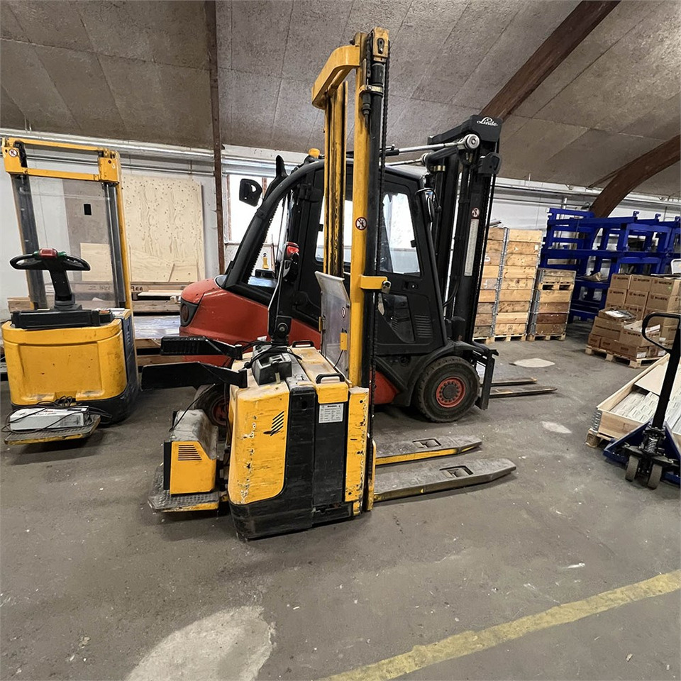 Jungheinrich Hawker Perfect Plus 3 PzB 300 - Тележка: фото 5 Jungheinrich Hawker Perfect Plus 3 PzB 300 - Тележка: фото 5