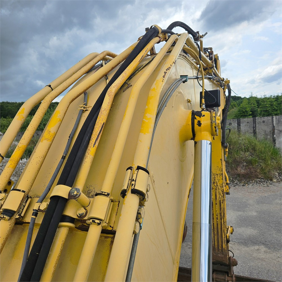 Гусеничный экскаватор Komatsu PC210 LC-8: фото 24