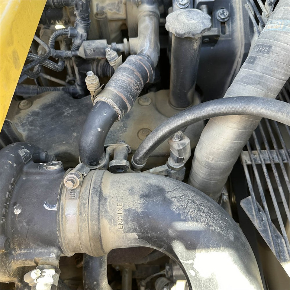 Гусеничный экскаватор Komatsu PC290 LC-10: фото 38