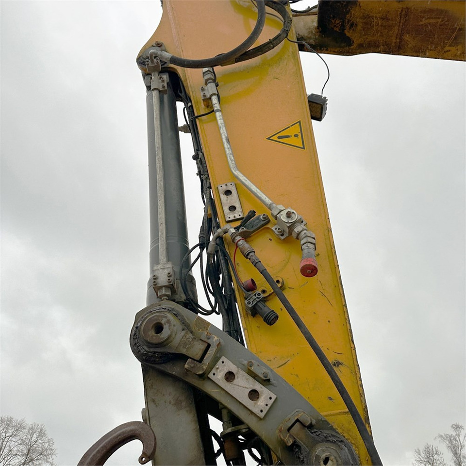 Гусеничный экскаватор Liebherr R924 WLC: фото 42