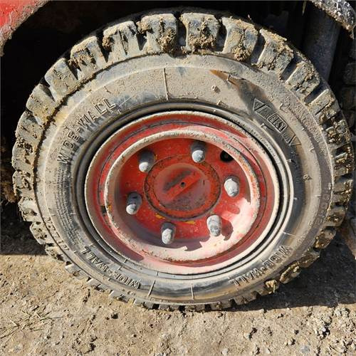 Вилочный погрузчик Linde 25 D: фото 22