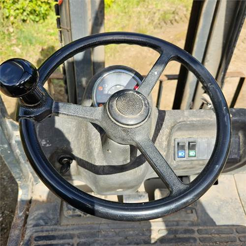 Вилочный погрузчик Linde 25 D: фото 13