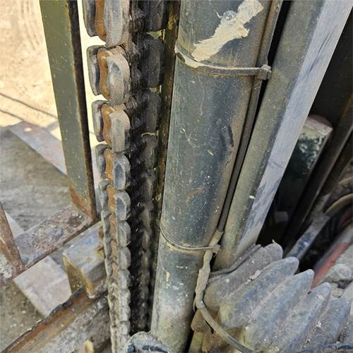 Вилочный погрузчик Linde 25 D: фото 17