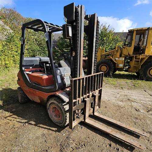 Вилочный погрузчик Linde 25 D: фото 8