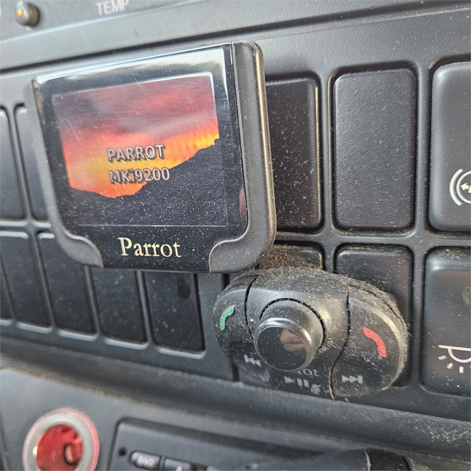 Грузовик с закрытым кузовом MAN TGL 12.250: фото 28