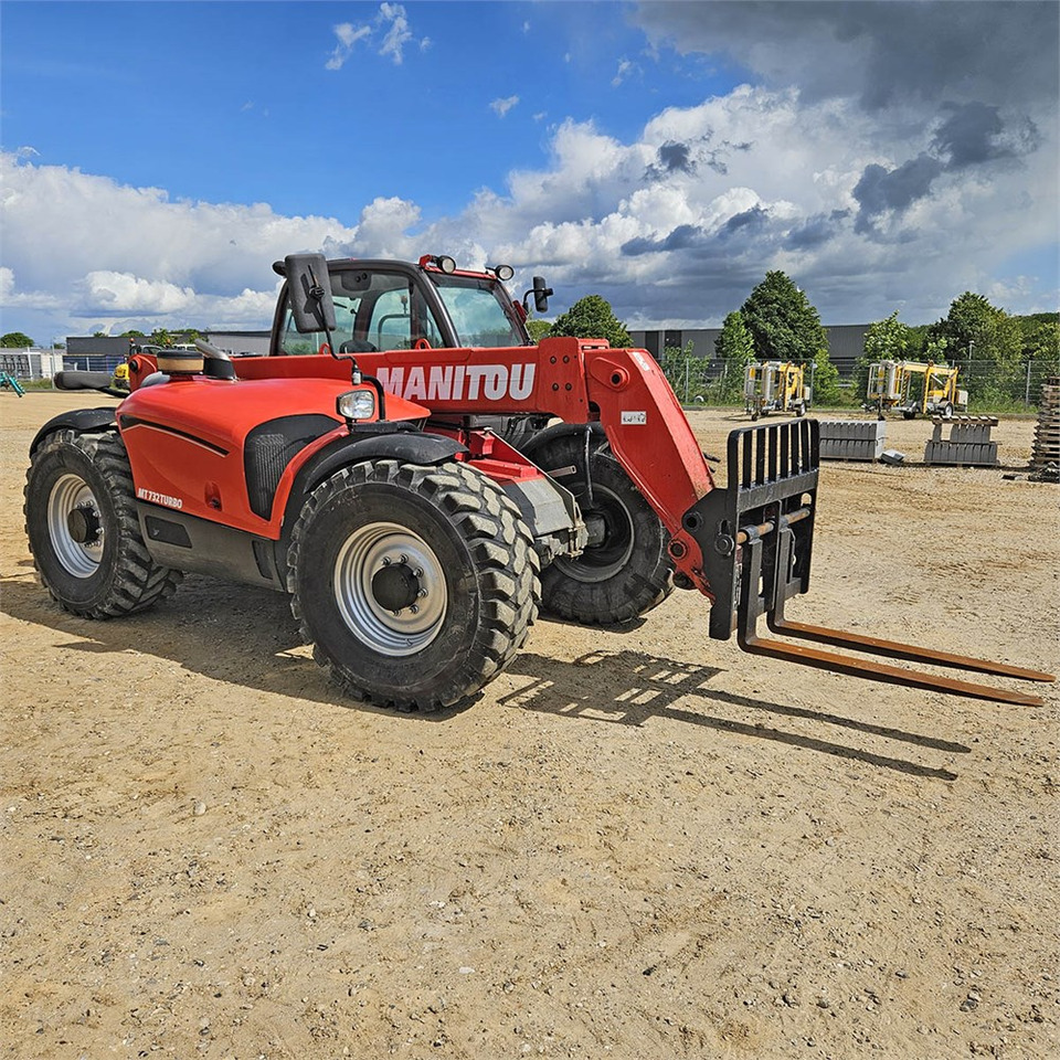 Телескопический погрузчик Manitou MT732 100 D: фото 9