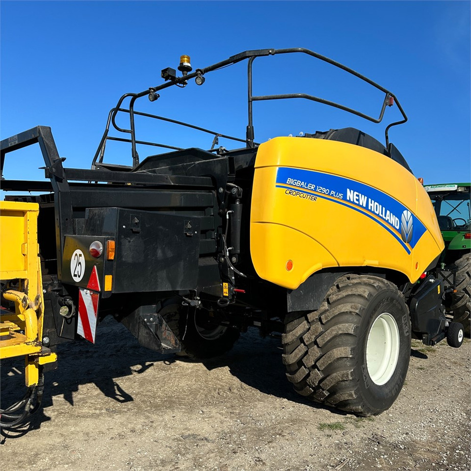Техника для сенозаготовки New Holland Bigbaler 1290 Plus: фото 6 Техника для сенозаготовки New Holland Bigbaler 1290 Plus: фото 6