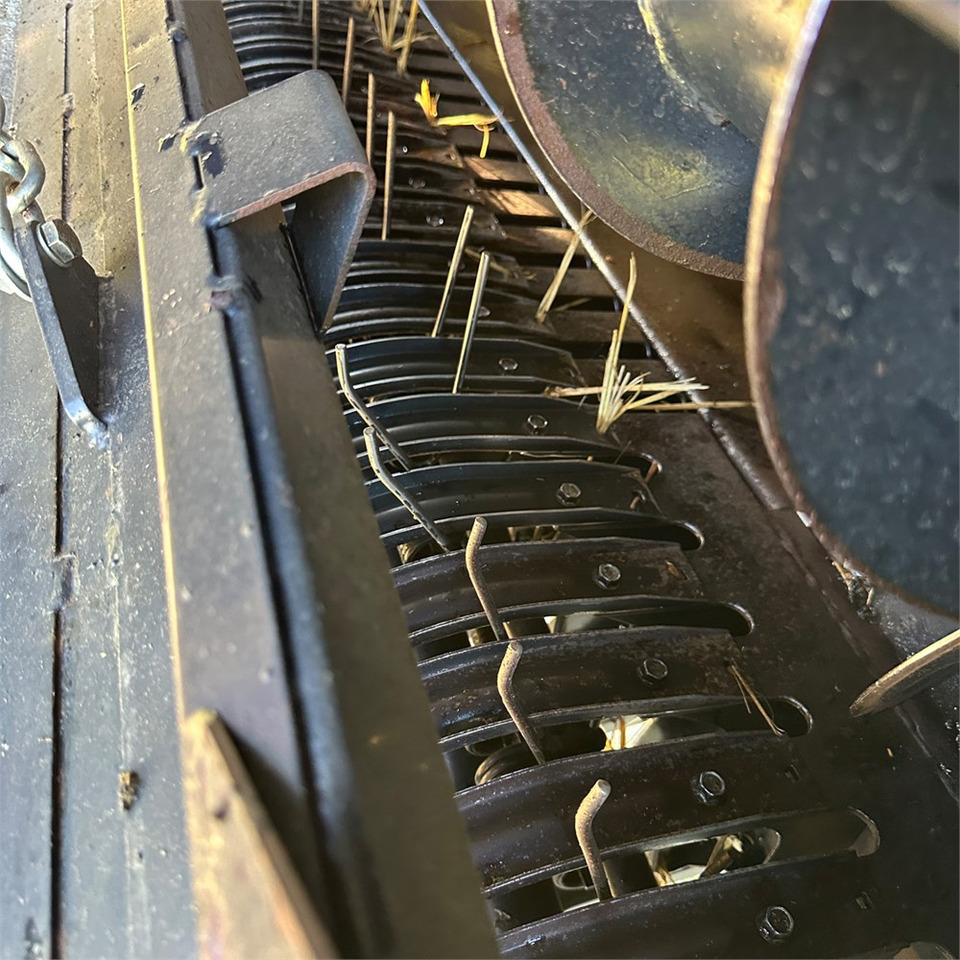 Техника для сенозаготовки New Holland Bigbaler 1290 Plus: фото 22 Техника для сенозаготовки New Holland Bigbaler 1290 Plus: фото 22