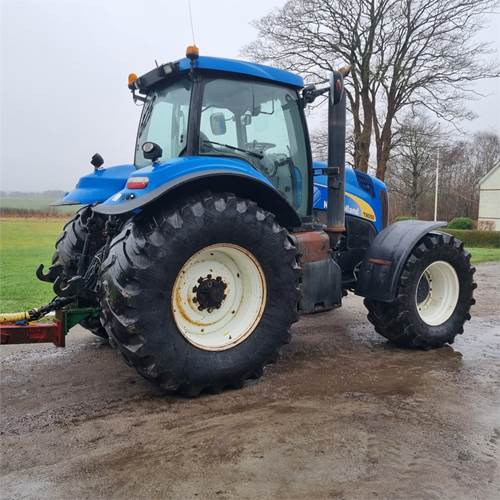 New Holland T8050 Class 5 - Трактор: фото 3 New Holland T8050 Class 5 - Трактор: фото 3