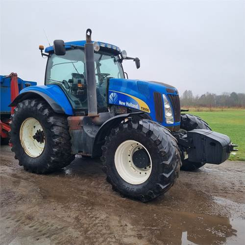 New Holland T8050 Class 5 - Трактор: фото 1 New Holland T8050 Class 5 - Трактор: фото 1