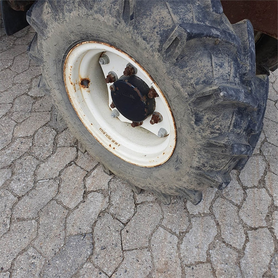 Трактор New Holland TN75 V: фото 34