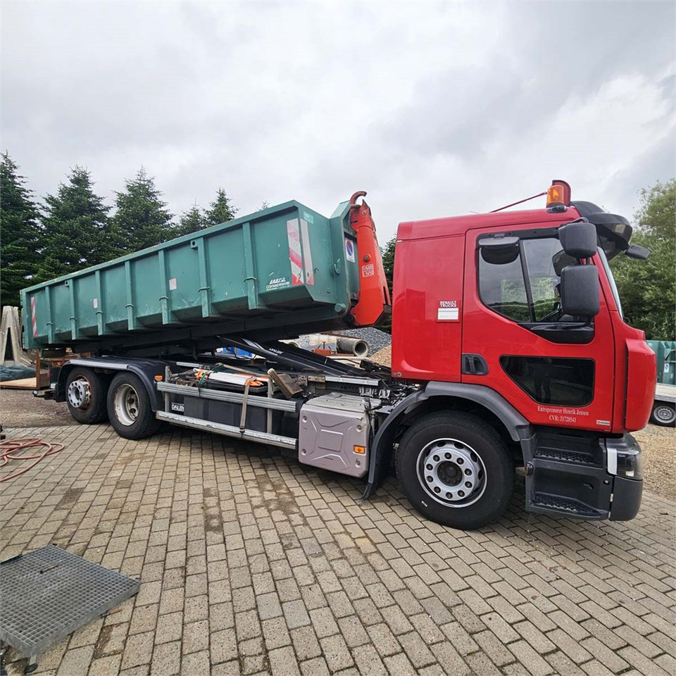 Renault D 26 Wide - Крюковой мультилифт: фото 1 Renault D 26 Wide - Крюковой мультилифт: фото 1