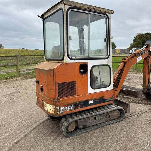 Schaeff HR 02 - Мини-экскаватор: фото 2 Schaeff HR 02 - Мини-экскаватор: фото 2