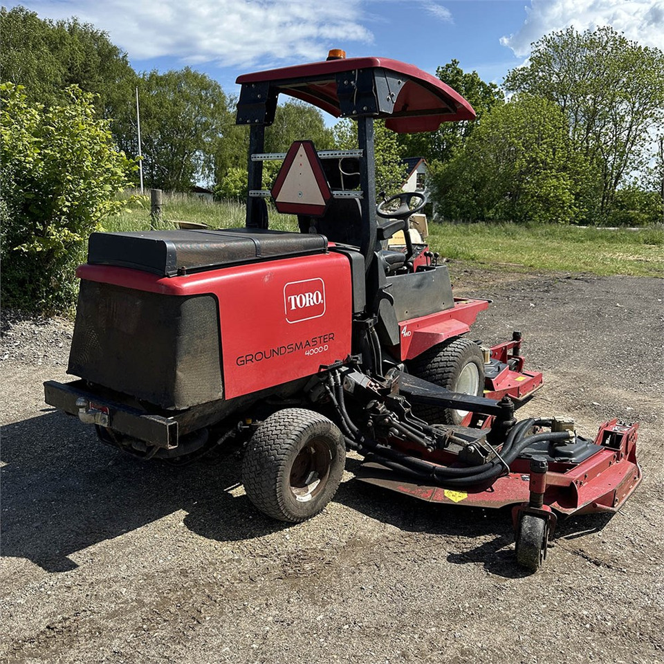 Toro Groundsmaster 4000-D - Газонокосилка: фото 5 Toro Groundsmaster 4000-D - Газонокосилка: фото 5