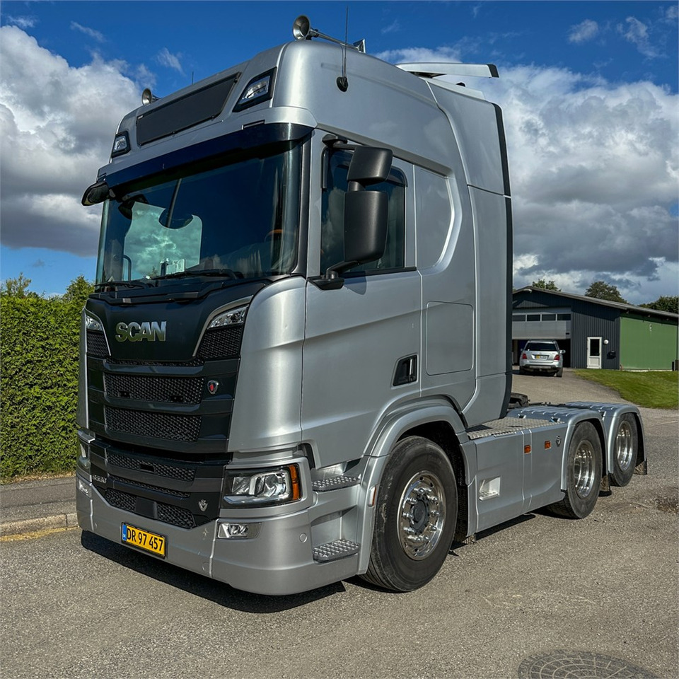 Scania R530 (A6X2NB) - Тягач: фото 1 Scania R530 (A6X2NB) - Тягач: фото 1