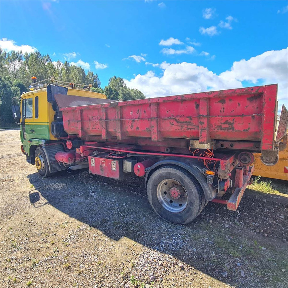 Volvo FL612 - Тросовый мультилифт: фото 3 Volvo FL612 - Тросовый мультилифт: фото 3