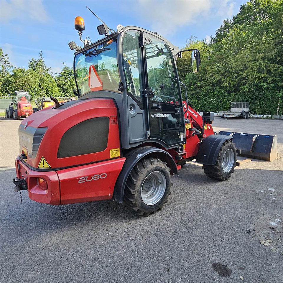 Weidemann 2080 - Мини-погрузчик с бортовым поворотом: фото 5 Weidemann 2080 - Мини-погрузчик с бортовым поворотом: фото 5