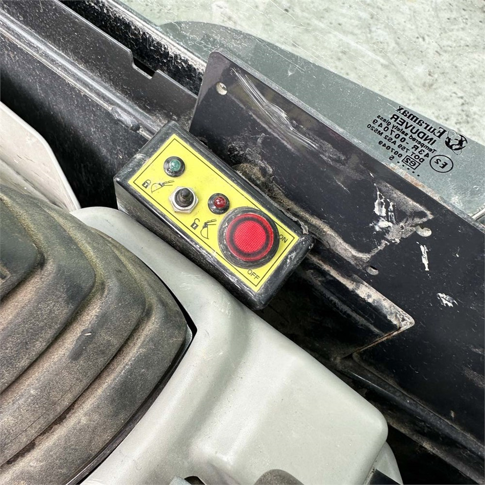 Мини-экскаватор Yanmar SV26: фото 32