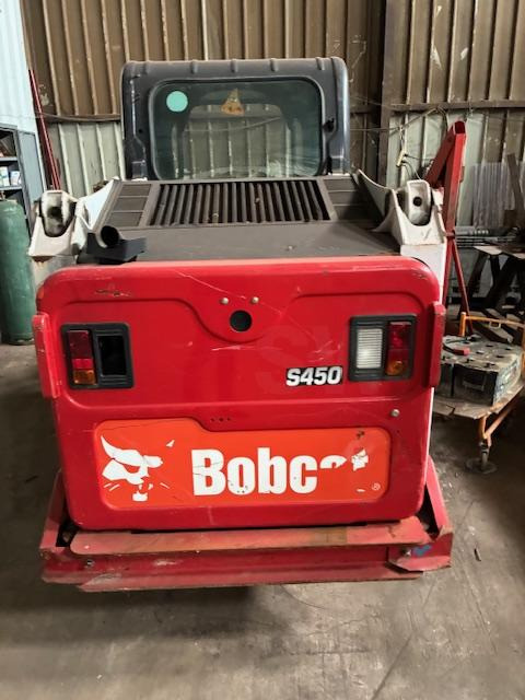 Bobcat S 450 - Мини-погрузчик с бортовым поворотом: фото 4 Bobcat S 450 - Мини-погрузчик с бортовым поворотом: фото 4