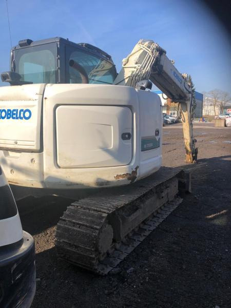 Kobelco SK 75SR-3E - Мини-экскаватор: фото 3 Kobelco SK 75SR-3E - Мини-экскаватор: фото 3