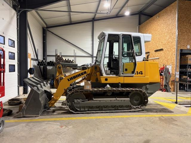 Liebherr LR614 - Гусеничный погрузчик: фото 1 Liebherr LR614 - Гусеничный погрузчик: фото 1