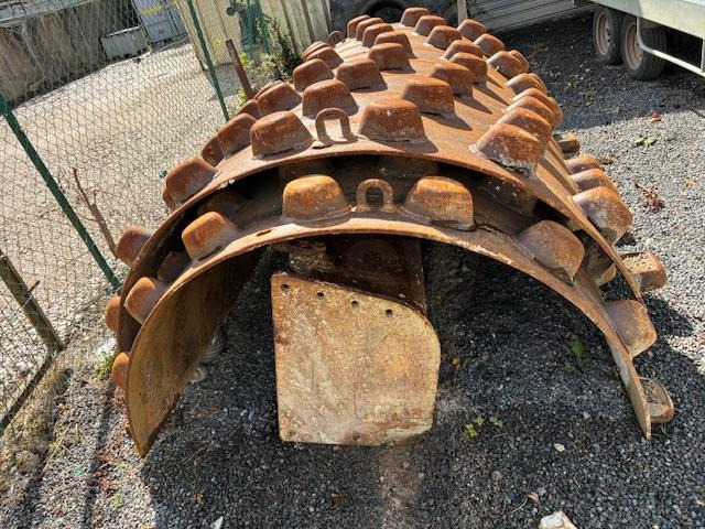 CATERPILLAR COQUILLE PIED DE MOUTON CS 663E - Навесное оборудование для Строительной техники: фото 2 CATERPILLAR COQUILLE PIED DE MOUTON CS 663E - Навесное оборудование для Строительной техники: фото 2