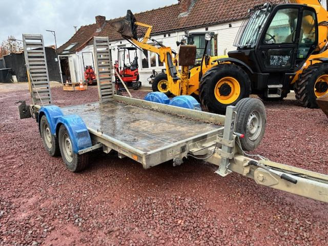 Hubière 2 ESSIEUX - Прицеп: фото 1 Hubière 2 ESSIEUX - Прицеп: фото 1