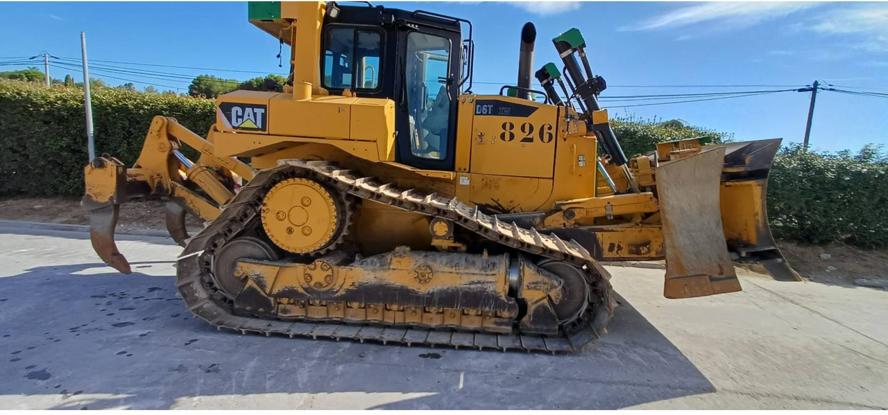 CAT D6T3B XW - Бульдозер: фото 2 CAT D6T3B XW - Бульдозер: фото 2