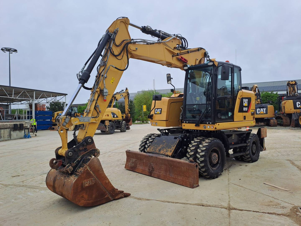 CAT M315F IVC - Колёсный экскаватор: фото 4 CAT M315F IVC - Колёсный экскаватор: фото 4