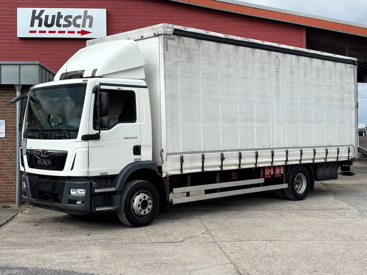 MAN TGM 15.250 BL Pritsche/Lbw, Edscha, - Тентованный грузовик: фото 1 MAN TGM 15.250 BL Pritsche/Lbw, Edscha, - Тентованный грузовик: фото 1
