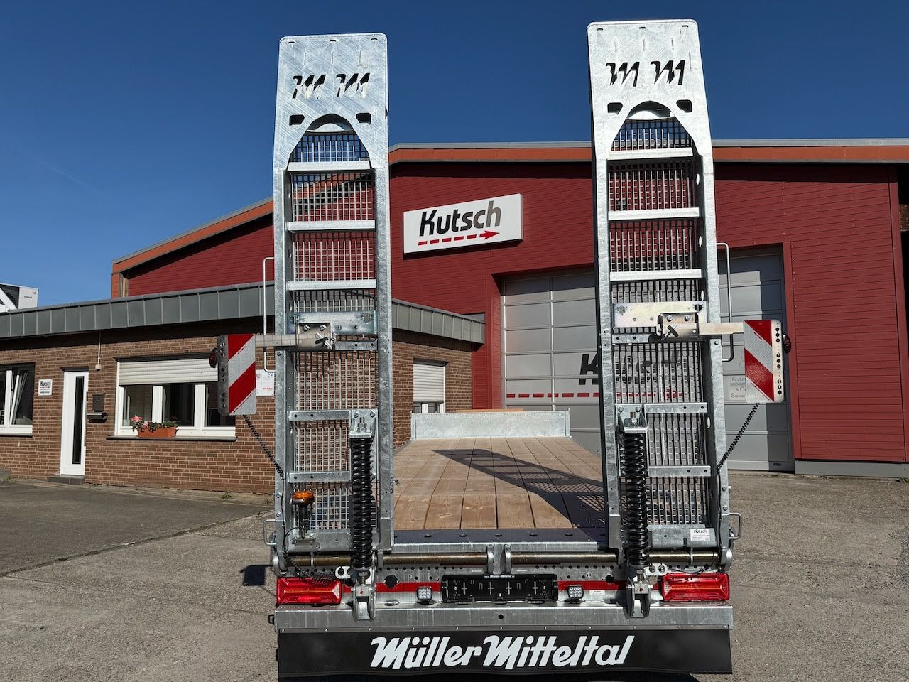 Müller-Mitteltal ETÜ-TA-R 21 Tieflader 7m, luftgefedert, LED - Прицеп бортовой/ Платформа: фото 4 Müller-Mitteltal ETÜ-TA-R 21 Tieflader 7m, luftgefedert, LED - Прицеп бортовой/ Платформа: фото 4