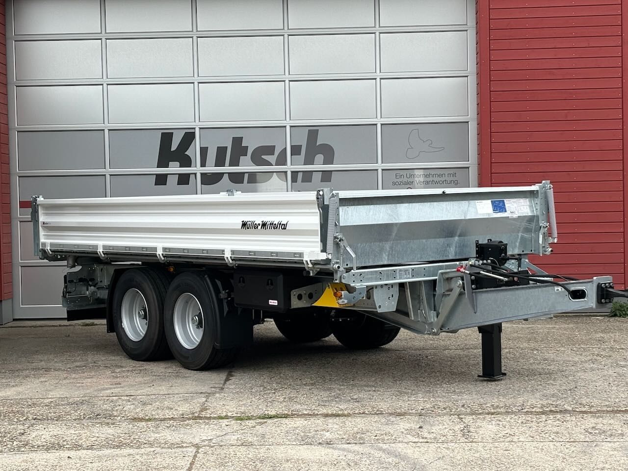 Müller-Mitteltal KA-TA-R 11,9/024 Breitreifen, Alu-Rampen, LED - Самосвальный прицеп: фото 5 Müller-Mitteltal KA-TA-R 11,9/024 Breitreifen, Alu-Rampen, LED - Самосвальный прицеп: фото 5