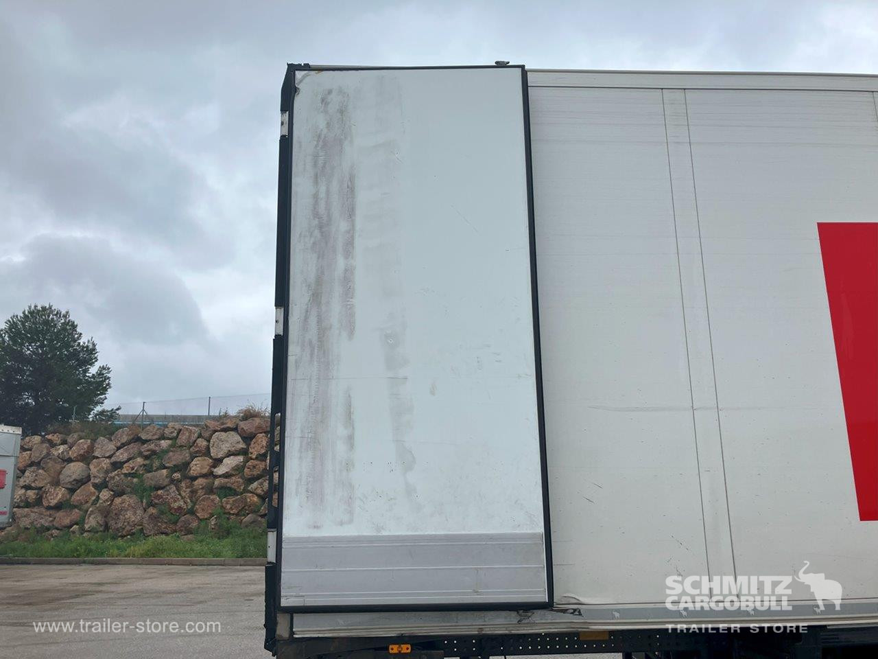 SCHMITZ Semiremolque Frigo Standard Double deck - Изотермический полуприцеп: фото 2 SCHMITZ Semiremolque Frigo Standard Double deck - Изотермический полуприцеп: фото 2