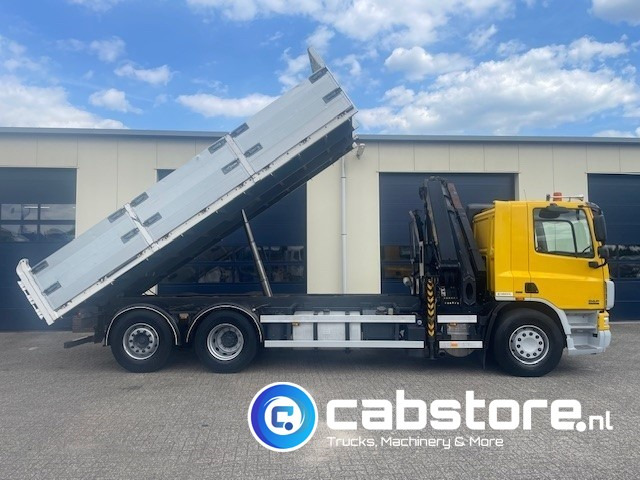 DAF CF 75.310 FAN 6x2 Euro 5 - MANUAL - Bouwjaar 2008 - Kipper - Palfinger PK 15002 Performance - Km 550.899 - Good condition! - Самосвал, Автоманипулятор: фото 4 DAF CF 75.310 FAN 6x2 Euro 5 - MANUAL - Bouwjaar 2008 - Kipper - Palfinger PK 15002 Performance - Km 550.899 - Good condition! - Самосвал, Автоманипулятор: фото 4