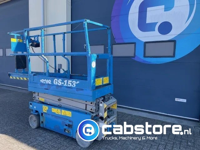 Genie GS-1532 Hoogwerker Arbeitsbuhne - Skylift - Year 2017 - 6,6 meter - Ножничный подъемник: фото 4 Genie GS-1532 Hoogwerker Arbeitsbuhne - Skylift - Year 2017 - 6,6 meter - Ножничный подъемник: фото 4