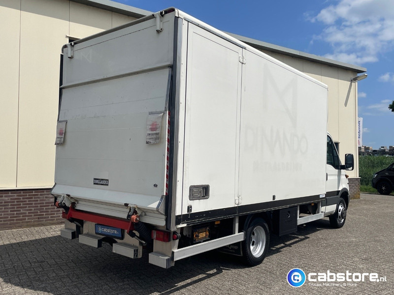 Iveco 40C12 Daily 4x2 Bakwagen Euro 3 - Bouwjaar 2003 - APK tot 10-05-2026 -Handgeschakelde versnellingsbak - Фургон с закрытым кузовом: фото 3 Iveco 40C12 Daily 4x2 Bakwagen Euro 3 - Bouwjaar 2003 - APK tot 10-05-2026 -Handgeschakelde versnellingsbak - Фургон с закрытым кузовом: фото 3