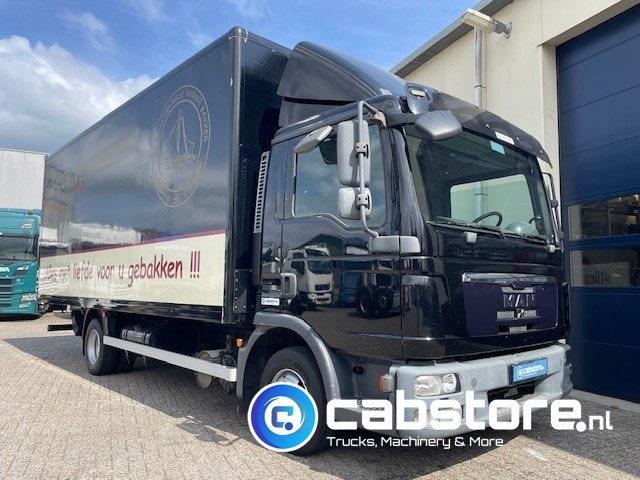 MAN TGL 8.180 4X2 BB Euro 5 - Handgeschakelde versnellingsbak - Laadklep - Bouwjaar 2010 - 3 zitplaatsen - Фургон с закрытым кузовом: фото 2 MAN TGL 8.180 4X2 BB Euro 5 - Handgeschakelde versnellingsbak - Laadklep - Bouwjaar 2010 - 3 zitplaatsen - Фургон с закрытым кузовом: фото 2