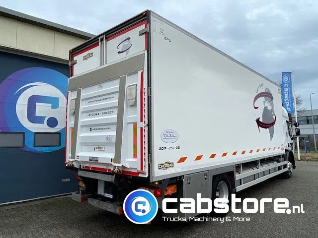Renault D-19 Wide 4x2 Koelwagen D-19 Wide 4x2 Euro 6 Koelwagen - Kuhlkoffer - Frigo -Thermobox - Year 2015 - CHEREAU BOX - CARRIER Supra 850U - Рефрижератор: фото 4 Renault D-19 Wide 4x2 Koelwagen D-19 Wide 4x2 Euro 6 Koelwagen - Kuhlkoffer - Frigo -Thermobox - Year 2015 - CHEREAU BOX - CARRIER Supra 850U - Рефрижератор: фото 4