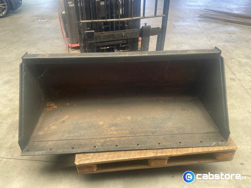 Strickland UK Laadschop Strickland UK Laadschop met Bobcat aansluiting - Ковш для Погрузчиков: фото 2 Strickland UK Laadschop Strickland UK Laadschop met Bobcat aansluiting - Ковш для Погрузчиков: фото 2