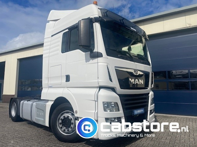 MAN TGX 18.420 4x2 Euro 6 MAN TGX 18.420 4x2 BLS Euro 6 - XLX Cabine - WB 360 - Bouwjaar 2018 - Km 681.675 - Good condition! - Тягач: фото 1 MAN TGX 18.420 4x2 Euro 6 MAN TGX 18.420 4x2 BLS Euro 6 - XLX Cabine - WB 360 - Bouwjaar 2018 - Km 681.675 - Good condition! - Тягач: фото 1